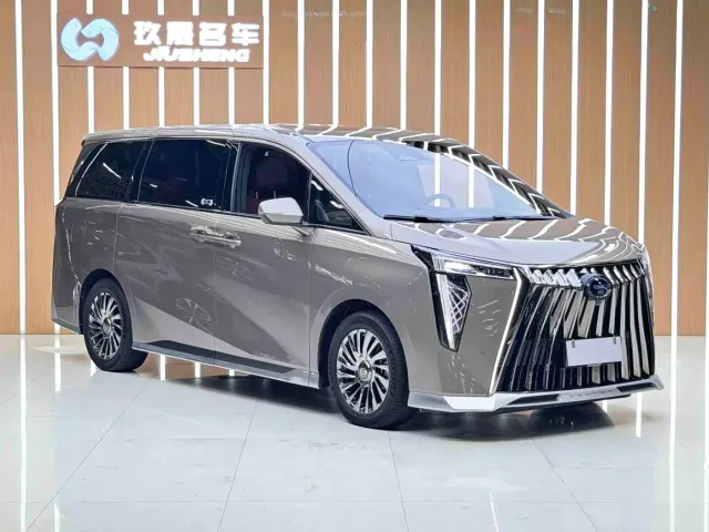 GAC Trumpchi M8 — Фото автомобиля 3
