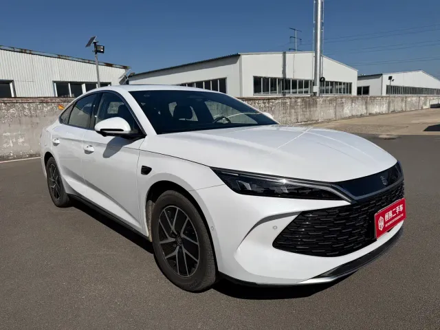 BYD Qin L — Фото автомобиля 3