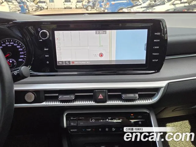 Kia K5 K5 3 поколение 2.0 LPI(Для проката) — Фото автомобиля 10