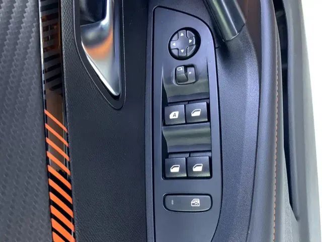 Peugeot 2008 — Фото автомобиля 4
