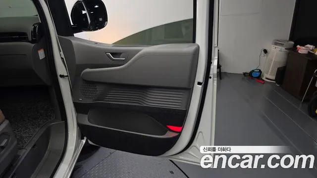 Hyundai Staria Staria — Фото автомобиля 19