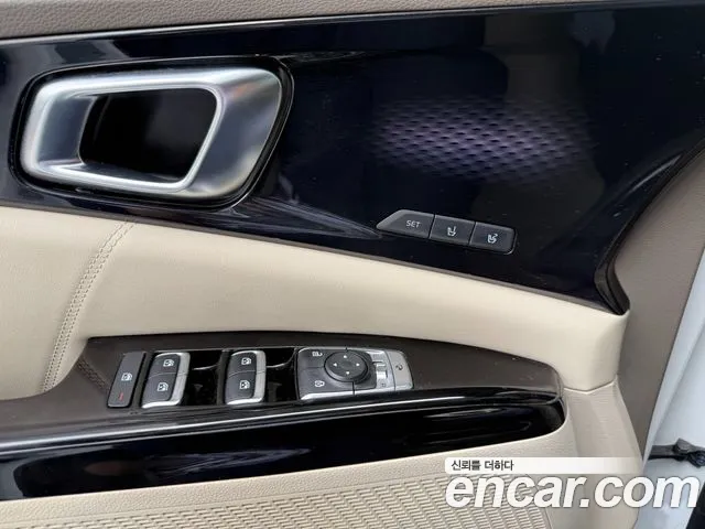 Kia Canival Carnival 4 поколение Дизель 9 мест Hi-Limousine — Фото автомобиля 16