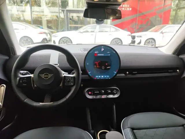 MINI Electric ACEMAN — Фото автомобиля 7
