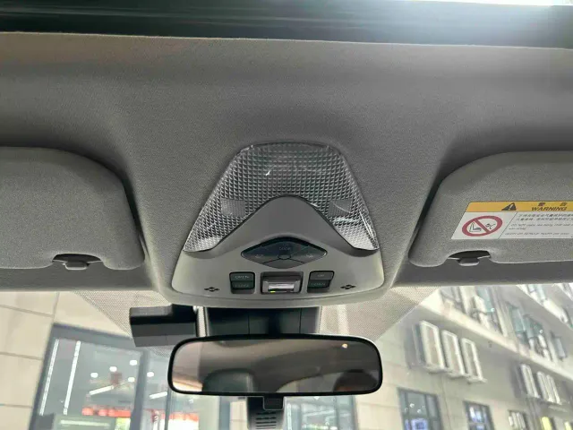Toyota IZOA — Фото автомобиля 8