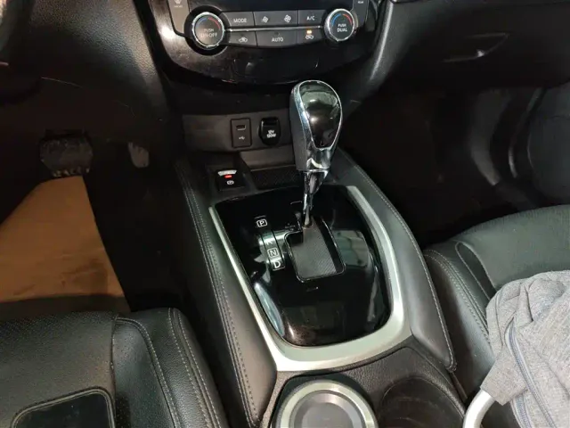 Nissan X-Trail — Фото автомобиля 13