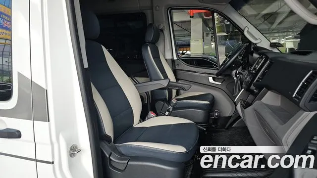 Hyundai Solati Solati 15 мест — Фото автомобиля 10