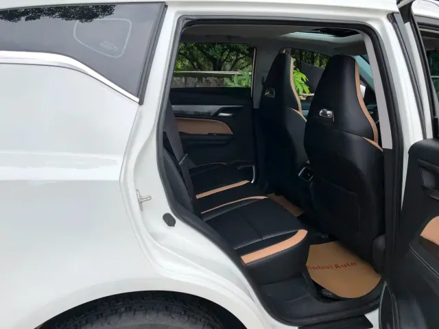 Geely Haoyue PRO — Фото автомобиля 5