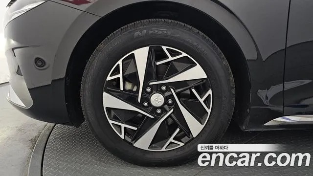 Hyundai Grandeur Exclusive — Фото автомобиля 5