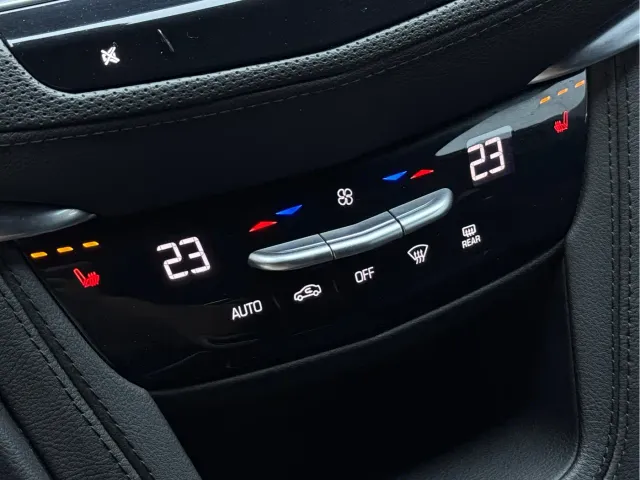 Cadillac XT5 — Фото автомобиля 15