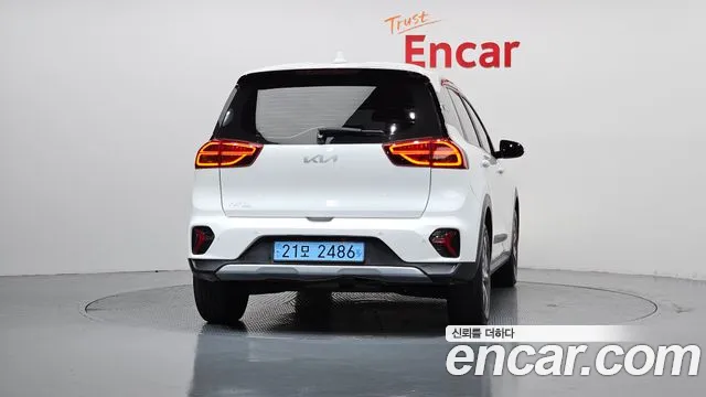 Kia Niro Niro Plus Air — Фото автомобиля 4