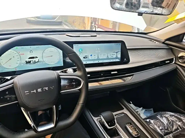 Chery Arrizo 8 — Фото автомобиля 9