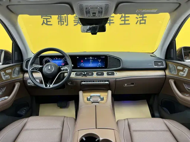 Mercedes-Benz GLE-Class — Фото автомобиля 13