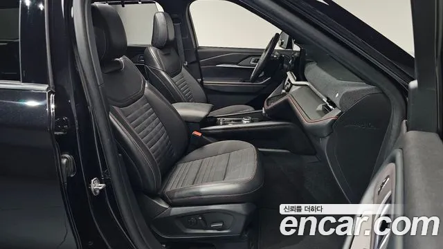 Ford Explorer 6th Gen — Фото автомобиля 16
