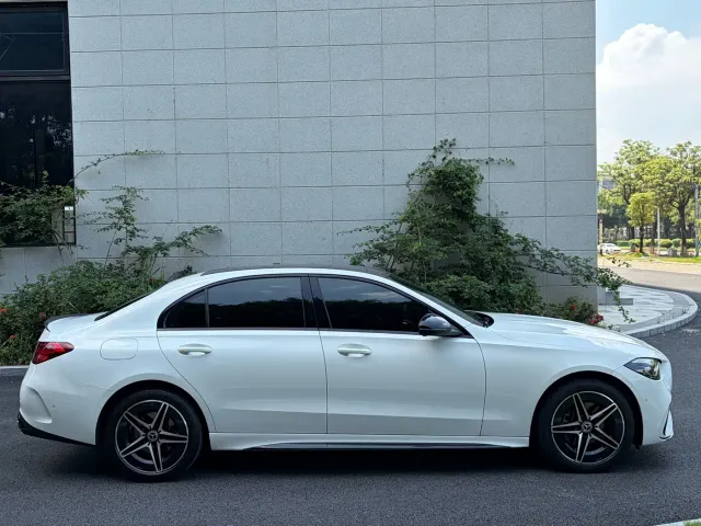 Mercedes-Benz C-Class — Фото автомобиля 11