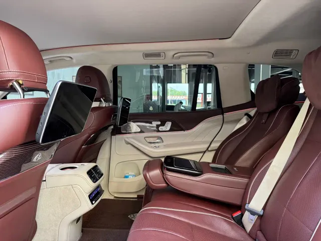 Mercedes-Benz Maybach GLS — Фото автомобиля 6