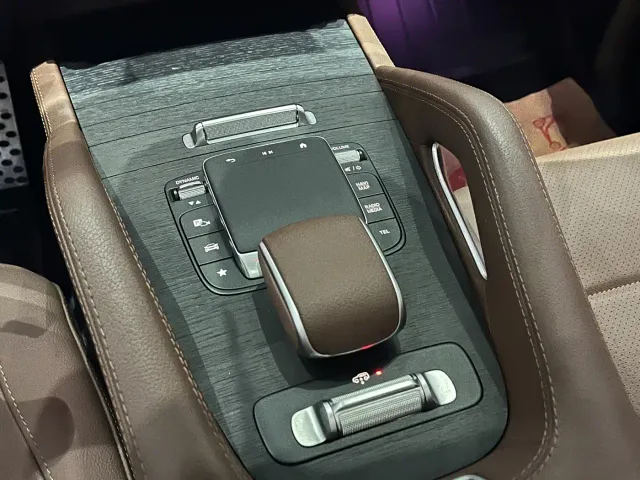 Mercedes-Benz GLE-Class — Фото автомобиля 19