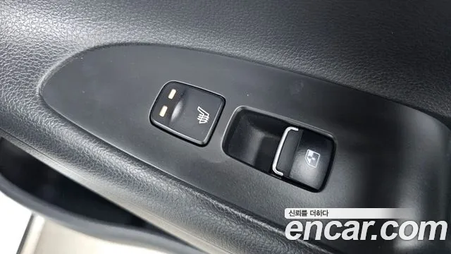 Hyundai Grandeur Новый Grandeur IG — Фото автомобиля 16