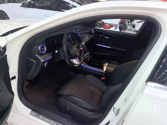 Mercedes-Benz C-Class — Фото автомобиля 15