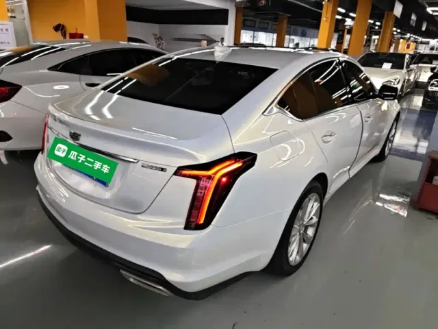 Cadillac CT5 — Фото автомобиля 6