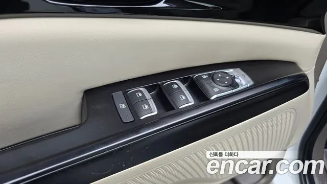 Kia Canival Carnival 4 поколение 9 мест Prestige — Фото автомобиля 26