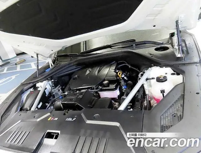 Genesis GV70 2.5T Бензин 2WD — Фото автомобиля 17
