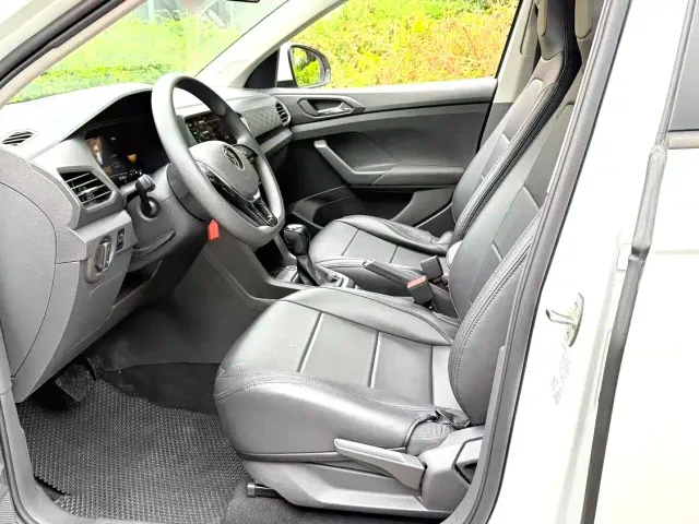 Volkswagen T-Cross — Фото автомобиля 7