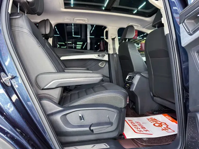 Volkswagen Talagon — Фото автомобиля 8