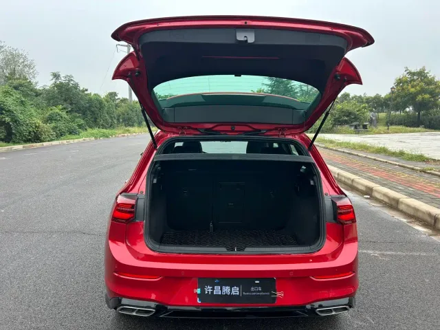 Volkswagen Golf 2023 Facelift 280TSI DSG R-Line Lite — Фото автомобиля 12