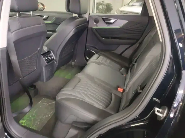 Hongqi HS5 — Фото автомобиля 16