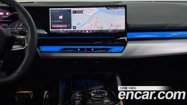BMW 5 Series — Фото автомобиля 14
