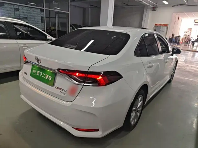 Toyota Corolla — Фото автомобиля 6