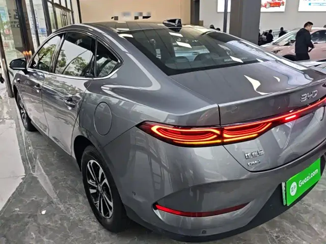 BYD Qin PLUS — Фото автомобиля 22