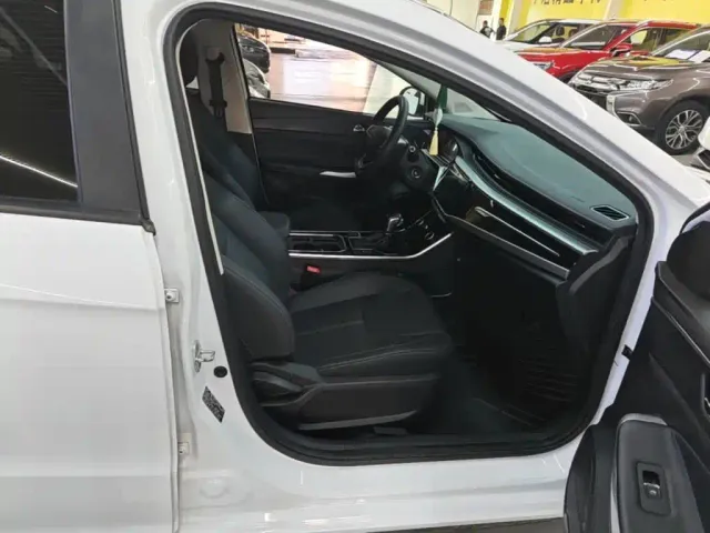 Chery Arrizo 5 — Фото автомобиля 24