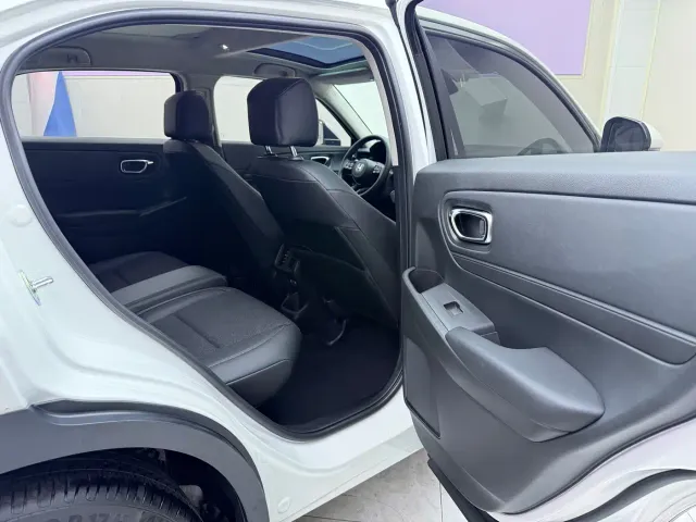 Honda Vezel 2023 1.5L CVT Technology Edition — Фото автомобиля 20