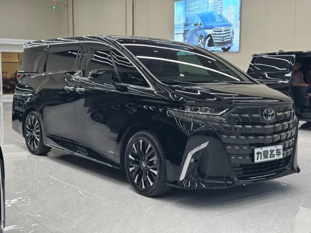 Toyota Alphard — Фото автомобиля 2