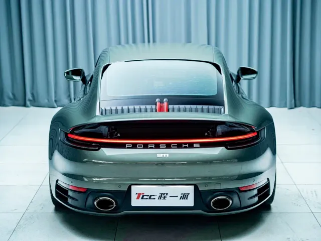 Porsche 911 — Фото автомобиля 14