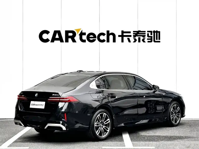 BMW 5 Series — Фото автомобиля 6