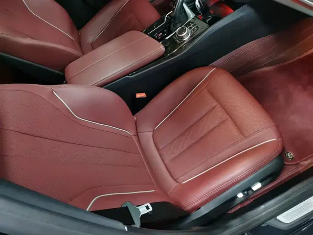 BMW 5 Series — Фото автомобиля 18