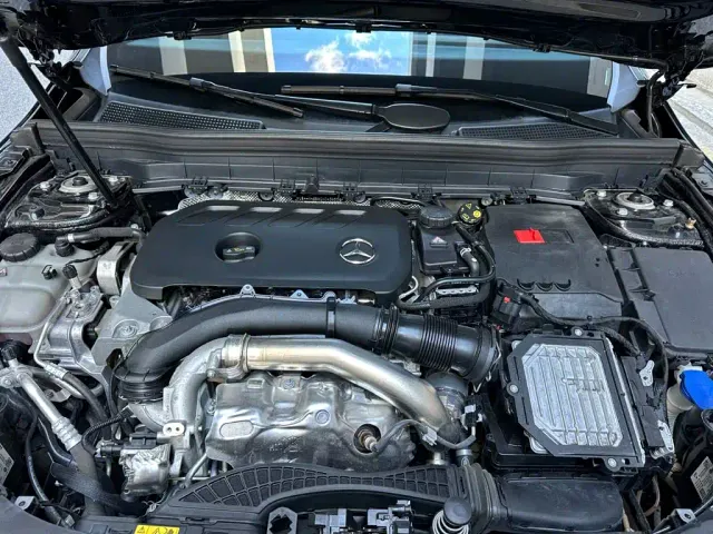 Mercedes-Benz GLB-Class — Фото автомобиля 7