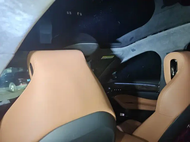 IM Motors L7 — Фото автомобиля 8