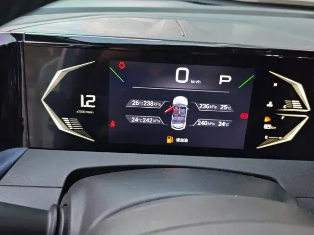 GAC Trumpchi GS3 — Фото автомобиля 14