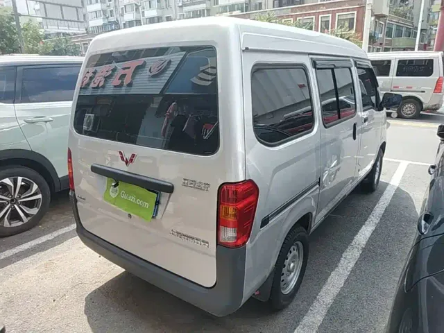 Wuling Zhiguang — Фото автомобиля 6