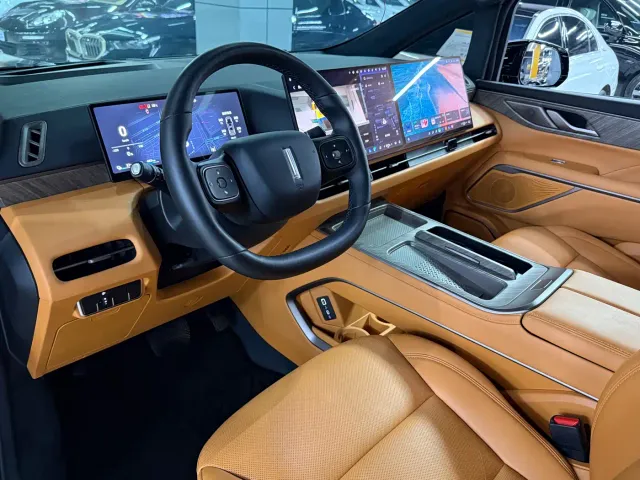 Wey Alpine — Фото автомобиля 9