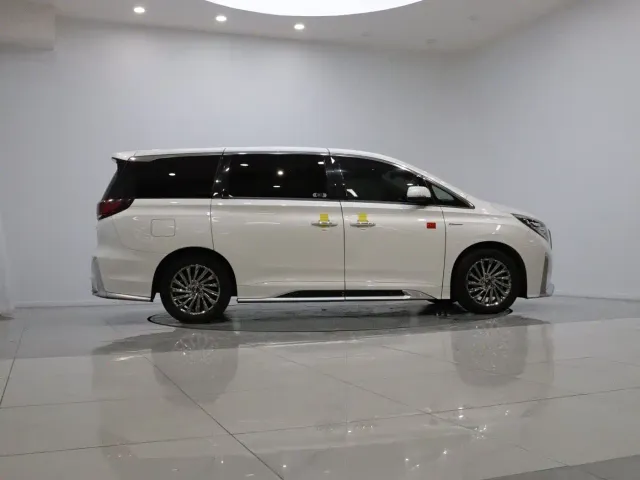 GAC Trumpchi M8 — Фото автомобиля 8