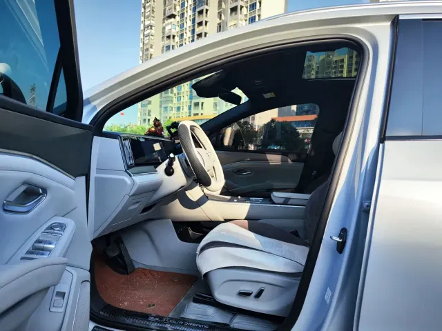 BYD Song Ultra — Фото автомобиля 5