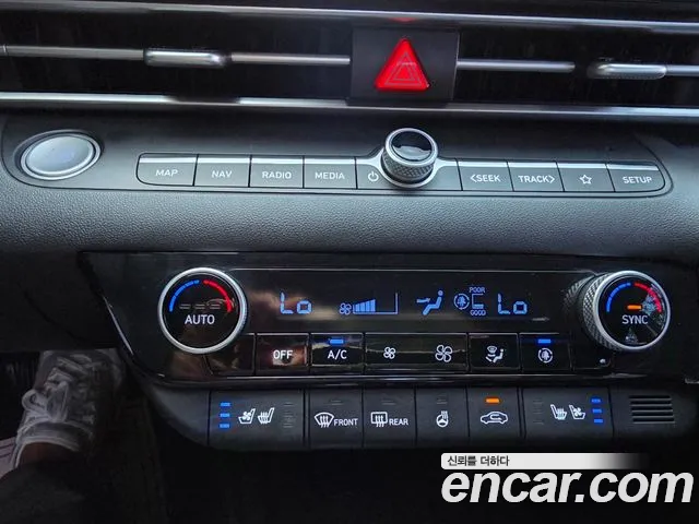 Hyundai Avante CN7 — Фото автомобиля 14