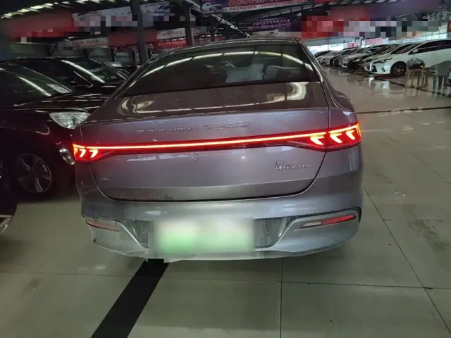 BYD Qin PLUS — Фото автомобиля 5