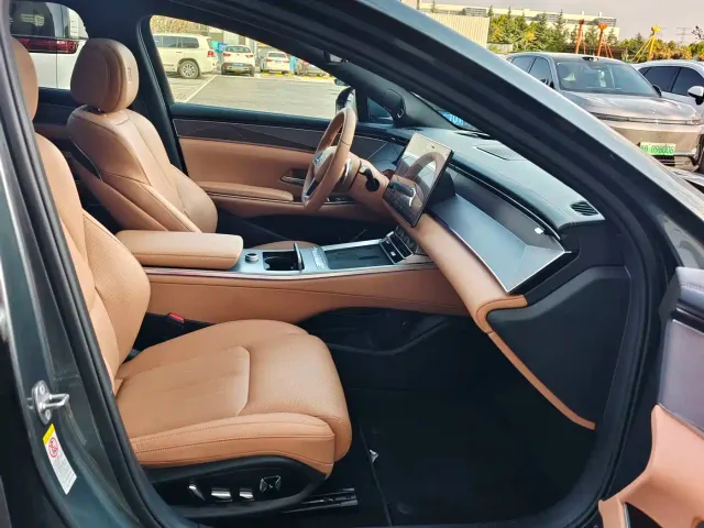 BYD Han L — Фото автомобиля 22