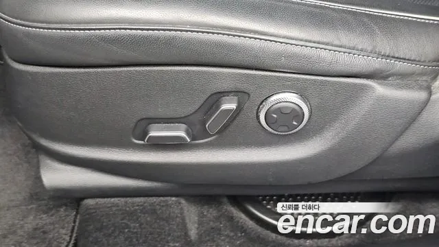 Genesis GV80 — Фото автомобиля 26