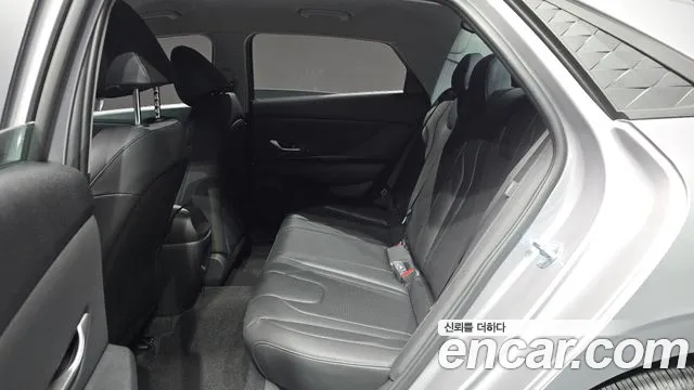 Hyundai Avante CN7 — Фото автомобиля 16